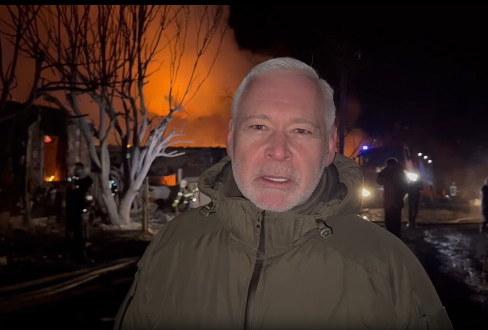 Россия ударила шахедами по АЗС в Харькове: горят жилые дома (видео)