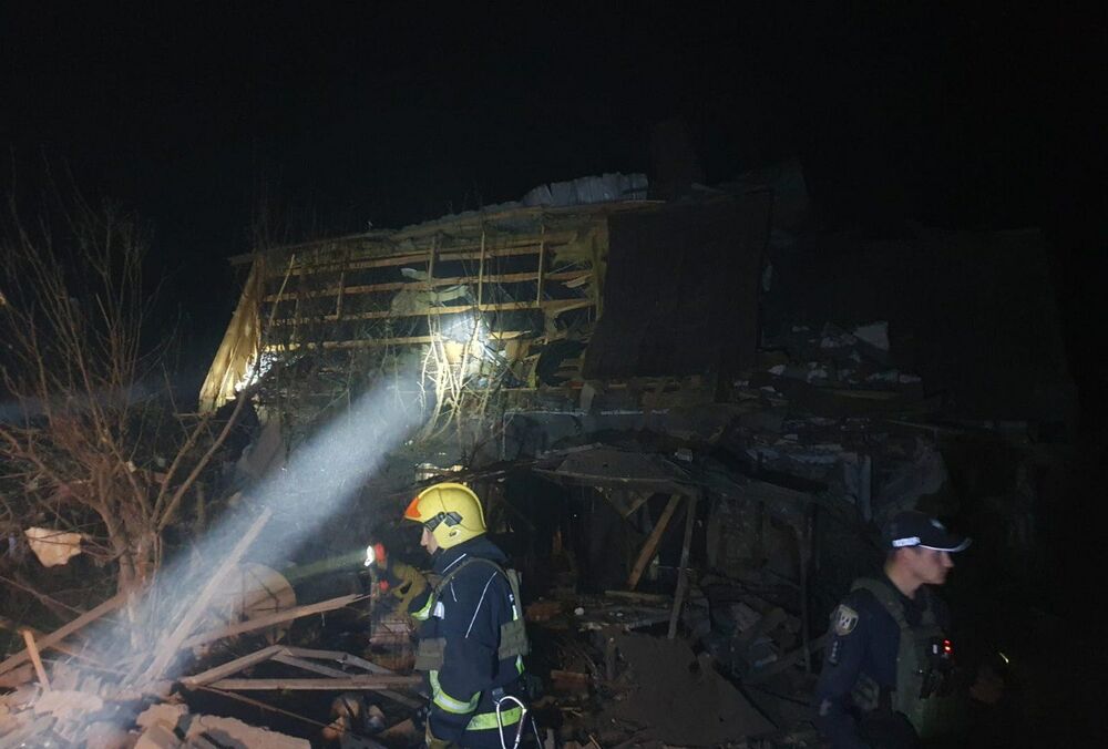 Российские военные нанесли авиаудар по Сумам: есть погибшие