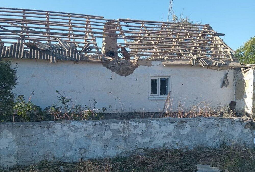 Росіяни обстрілюють Херсонську область: є загиблий та поранені (фото) Росіяни обстрілюють Херсонську область: є загиблий та поранені (фото)