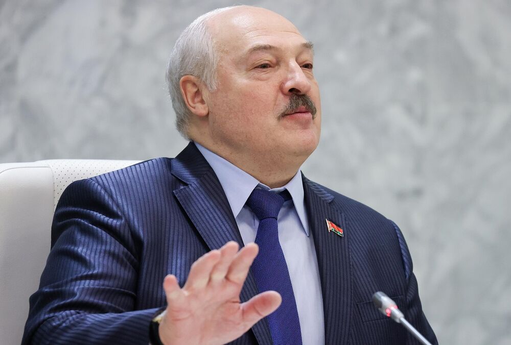 Лукашенко выступил с циничным заявлением о мирных инициативах в Украине Лукашенко выступил с циничным заявлением о мирных инициативах в Украине