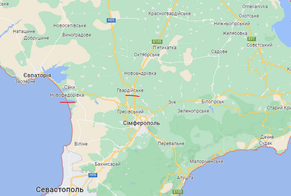 У Криму повідомляють про вибухи в районі двох аеродромів