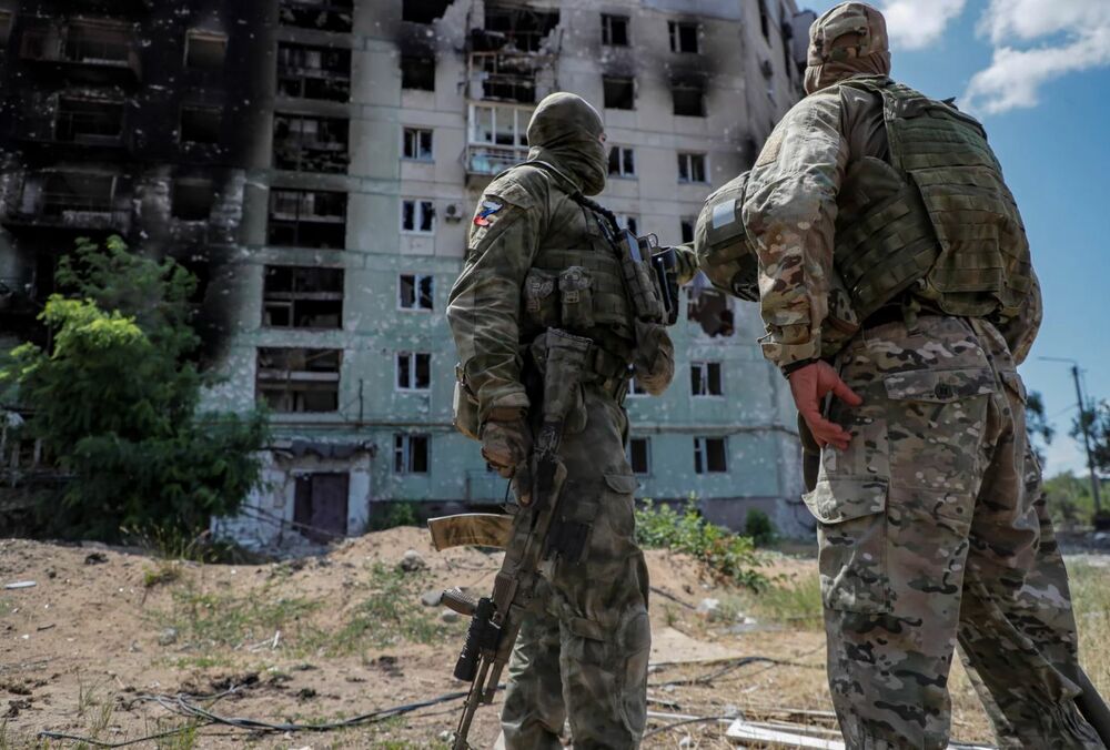 Российские военные расстреляли авто с мирными в Брянской области, потому что те не остановились на КПП