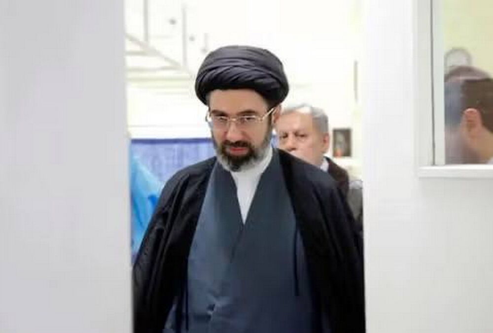 Сын аятоллы Али Хаменеи стал новым верховным лидером Ирана: Израиль уже назвал его мишенью