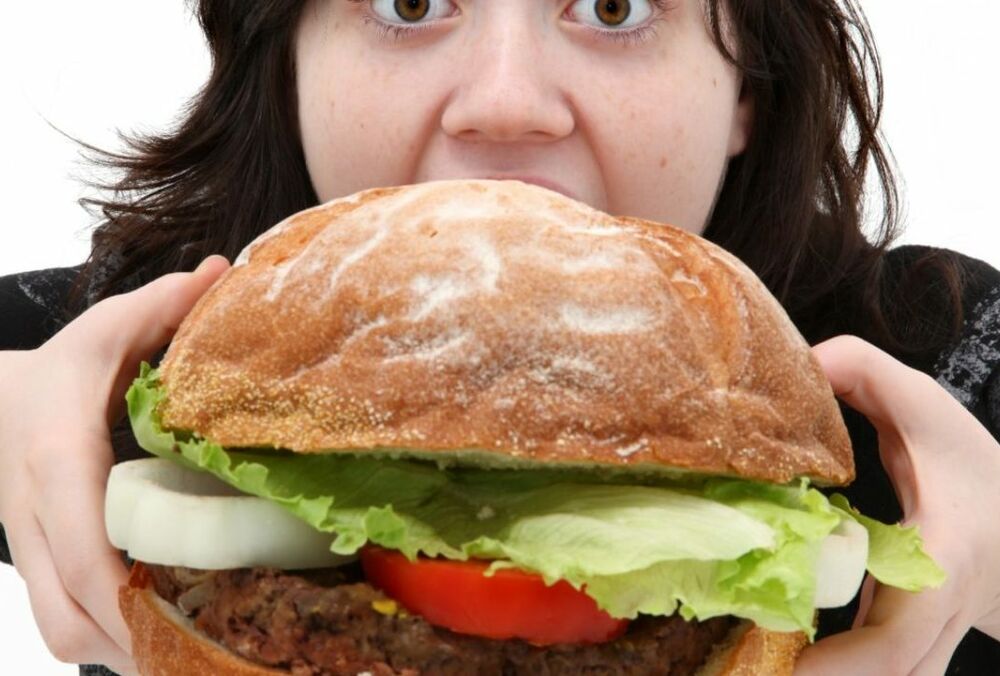 Великобритания объявила войну вредной пище и фастфуду