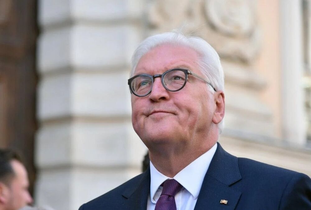 Президент ФРГ Штайнмайер таки прибыл с визитом в Киев 