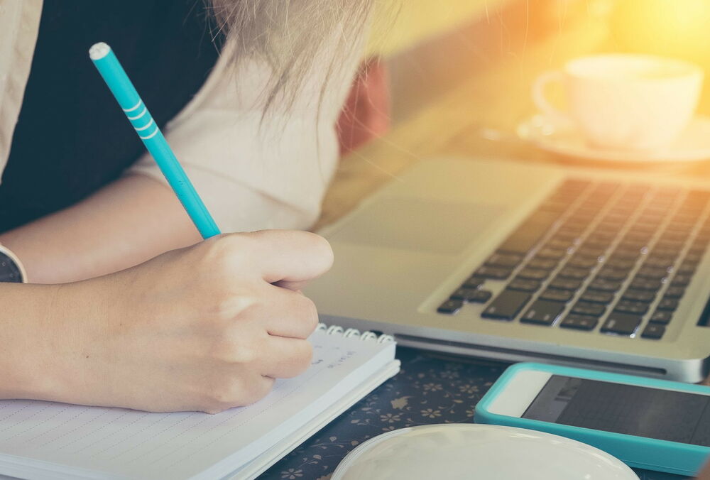 Оккупанты в Донецкой области угрожают отбирать детей, если те не будут учиться по российской программе