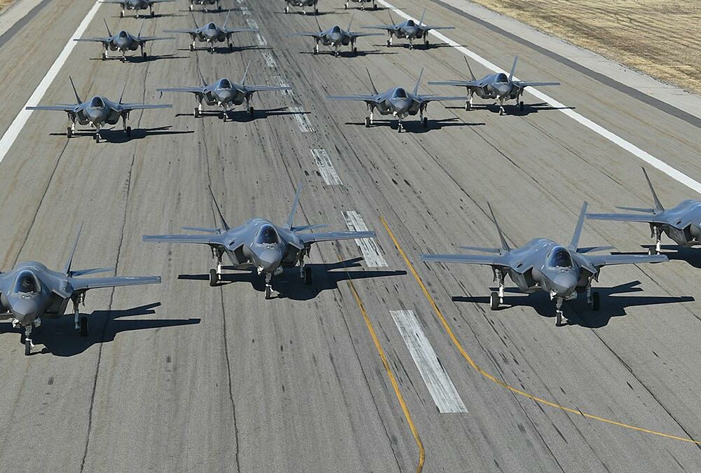 Південна Корея підняла по тривозі десятки винищувачів через КНДР