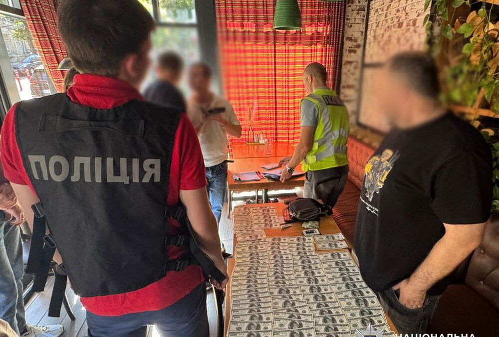 У Києві чиновник Міноборони за 10 тисяч доларів влаштовував призовників на підприємство заради бронювання