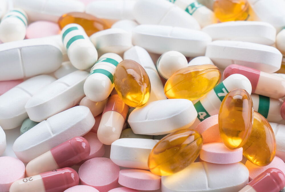 Наценка на лекарства в Украине будет ограничена на уровне 10-35%, - Зеленский