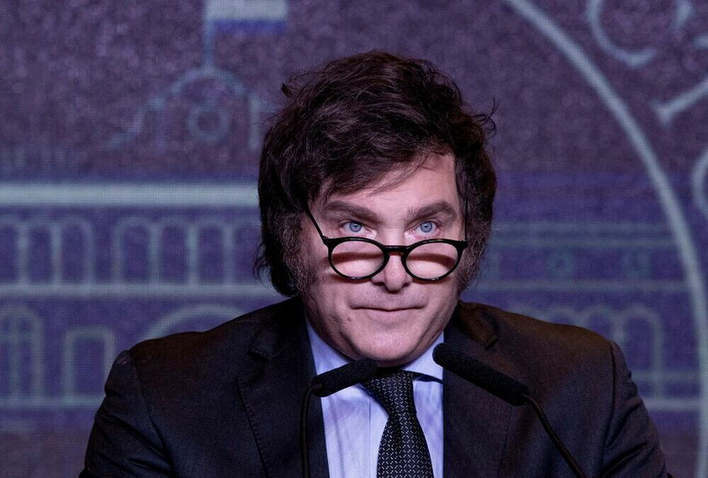 Аргентина передала Україні російські гелікоптери Мі-17