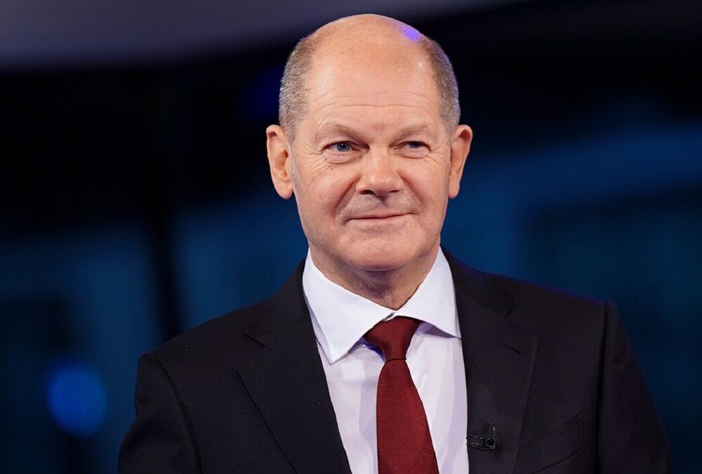 ЗМІ: дії Шольца свідчать про його бажання досягти згоди Києва на переговори з Москвою