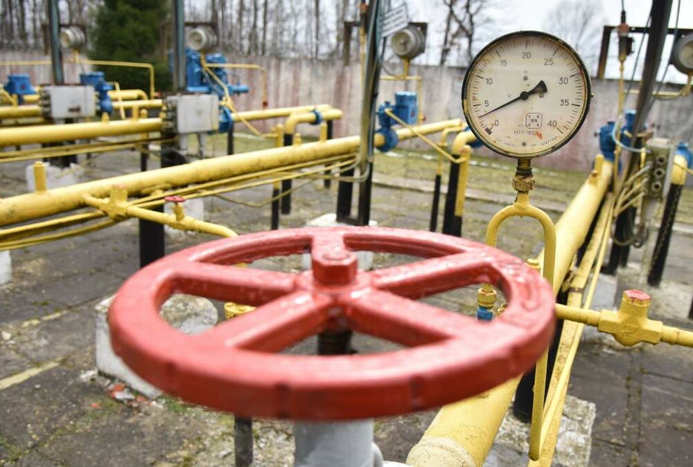Закачування газу в ПГС України припинена