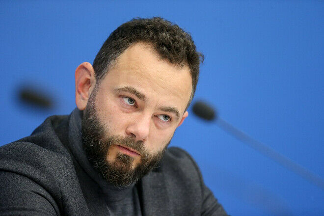 У Слузі народу завершився опитування з приводу виключення Дубинського з фракції. Вже відомі результати