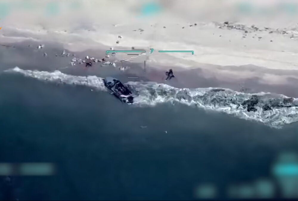 ВМС уничтожили скоростной катер с российскими десантниками в районе Тендровской косы: видео