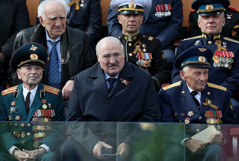ИноСМИ: на параде 9 мая в Москве Лукашенко могли отравить   ИноСМИ: на параде 9 мая в Москве Лукашенко могли отравить