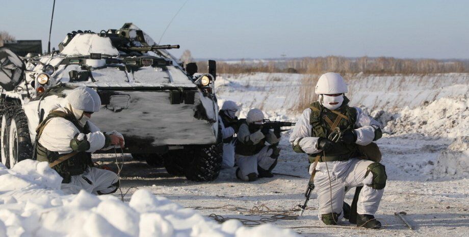 У Росії повідомили про відведення 10 тисяч військових від українського кордону У Росії повідомили про відведення 10 тисяч військових від українського кордону