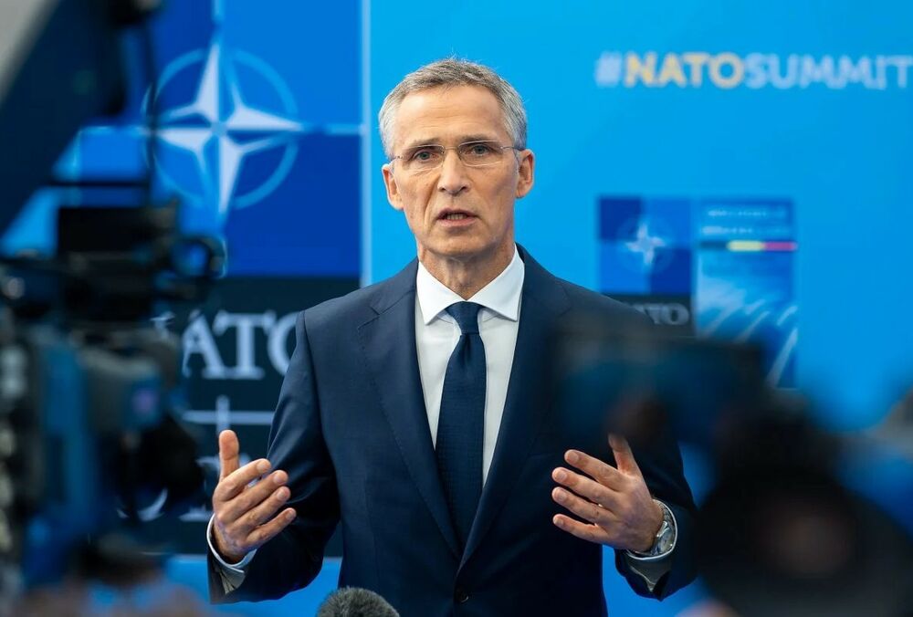 Столтенберг заявил, что ПВО от союзников уменьшит угрозу с неба для Украины Столтенберг заявил, что ПВО от союзников уменьшит угрозу с неба для Украины