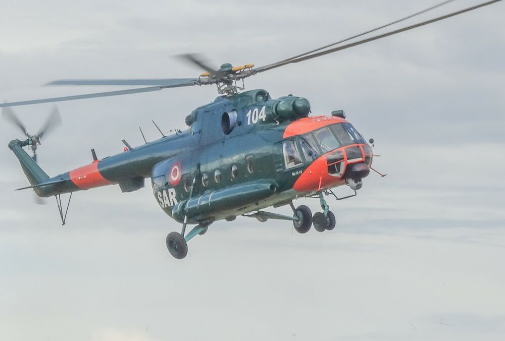 Латвия передала Украине вертолет Ми-17