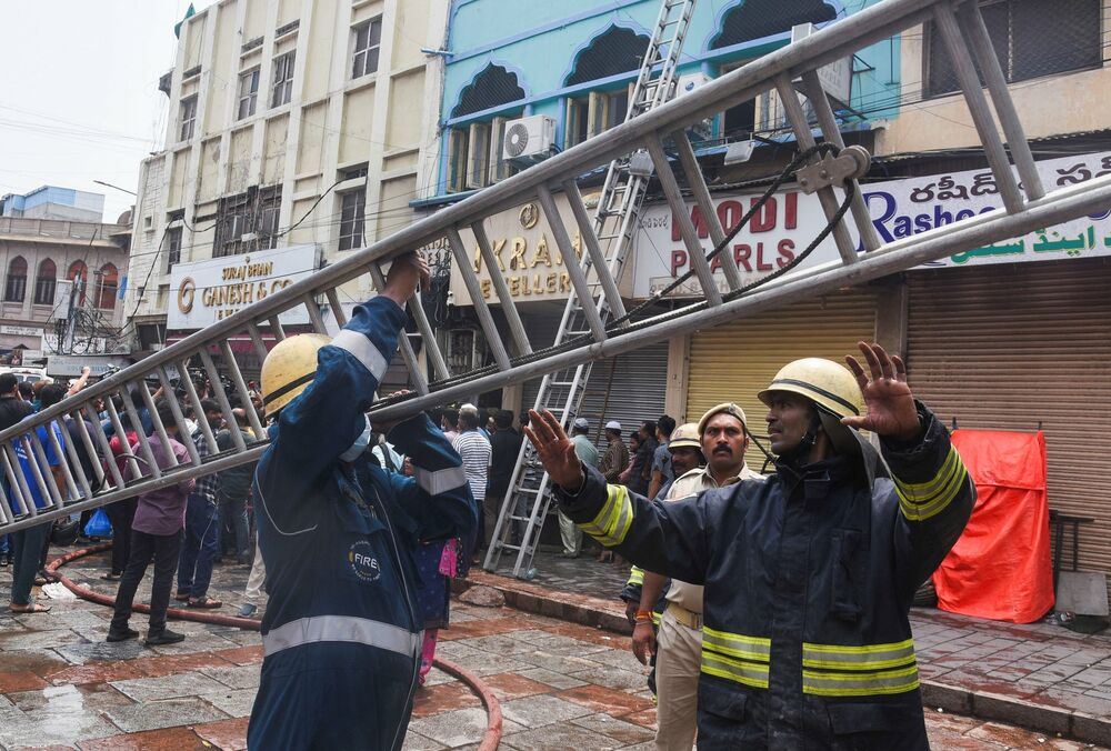 Через масштабну пожежу в Індії загинуло 17 людей