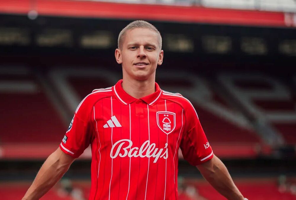 У Ноттінгем Форест офіційно представили Олександра Зінченка