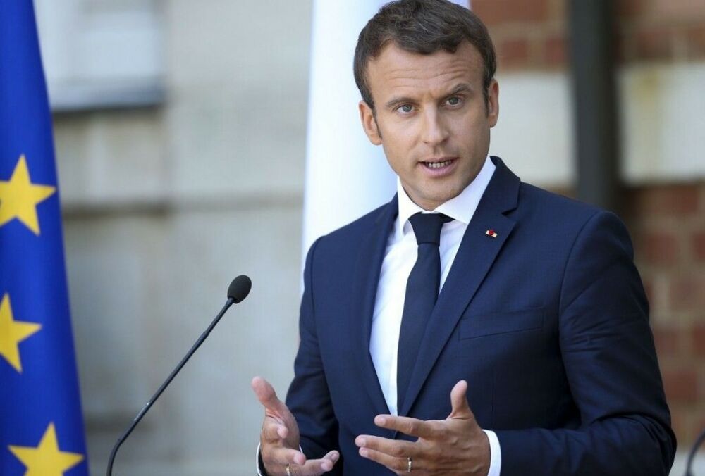 СМИ: Макрон выиграл президентские выборы во Франции, что станет ударом для Путина 