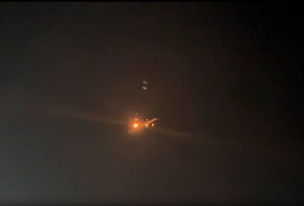 Силы обороны сбили еще один российский самолет А-50: видео