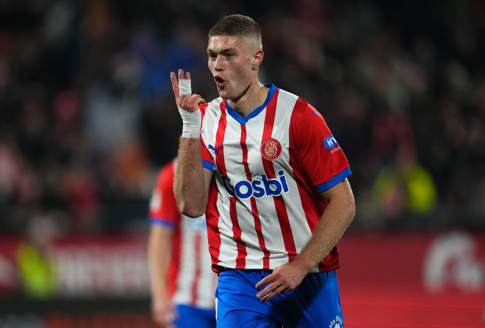 Стало відомо, в якому клубі продовжить кар'єру Артем Довбик