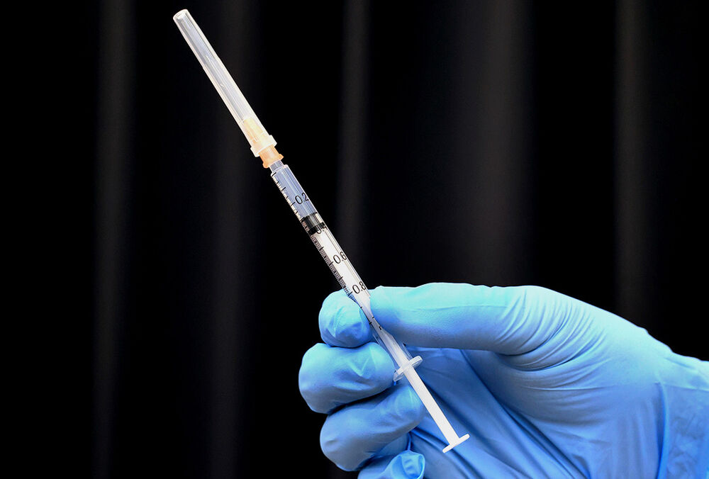 Японські вчені розробили довічну вакцину від ковіду