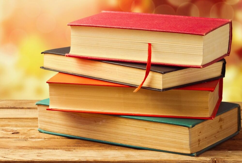 Суд обязал одессита читать украинскую литературу