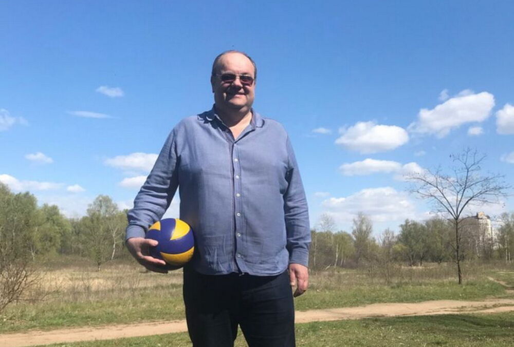 Спортивного журналиста, который умер в прошлом году, вызвали в ТЦК