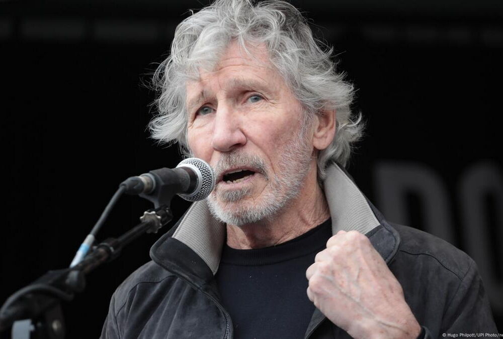 Медведев пригласил экс-лидера Pink Floyd выступить перед российскими оккупантами