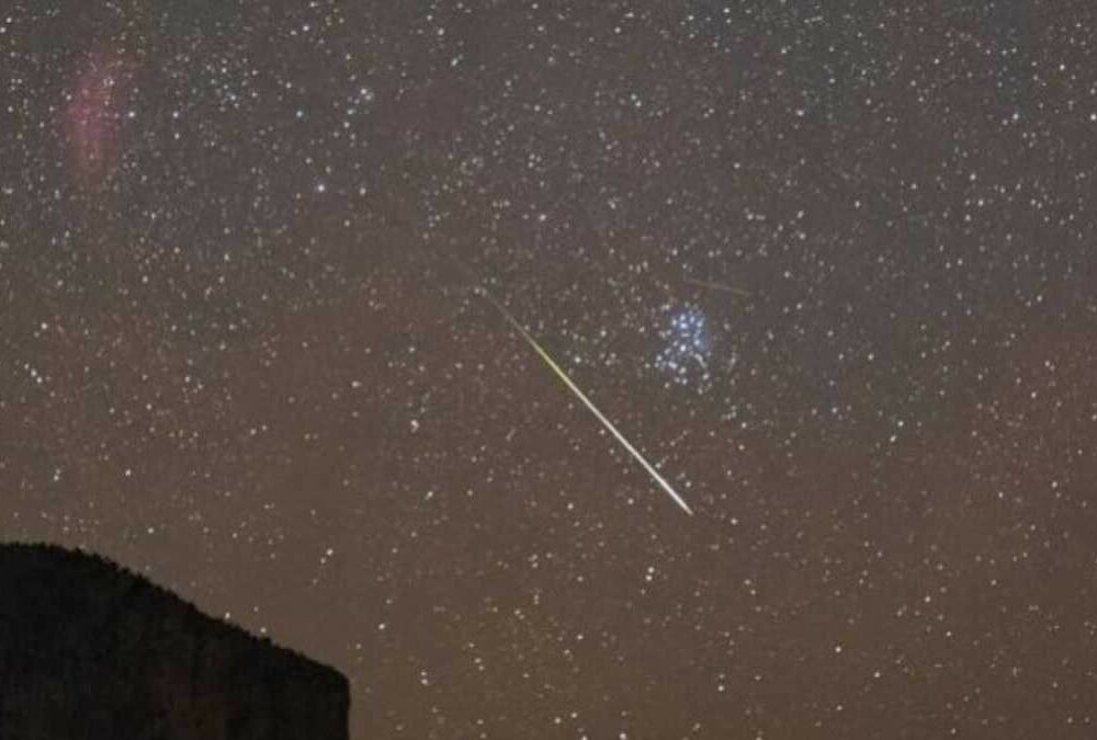 Зорепад Персеїди: де і коли можна побачити незвичайне астрономічне явище Зорепад Персеїди: де і коли можна побачити незвичайне астрономічне явище