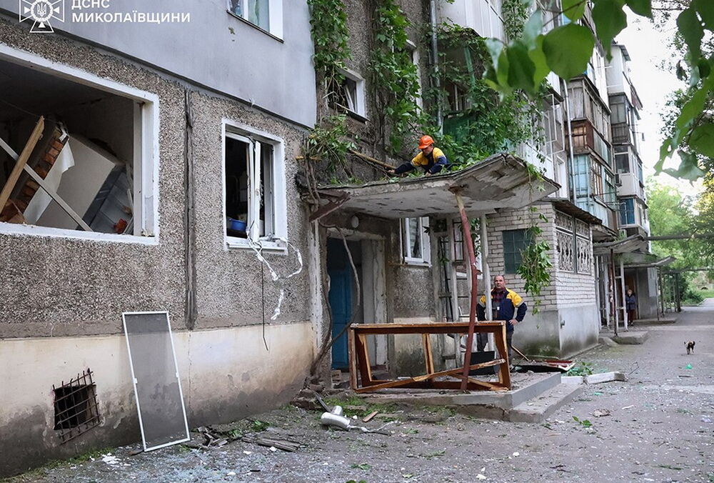 У Миколаєві у п'ятиповерхівці пролунав вибух газу: фото