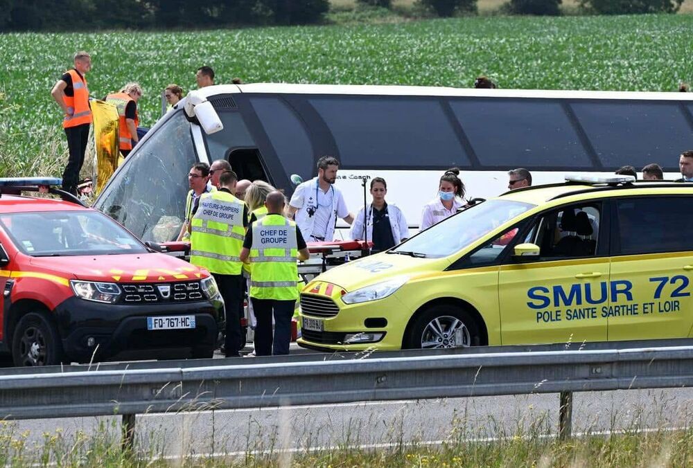 Поверталися додому після навчального обміну: нові деталі смертельної ДТП з українцями у Франції