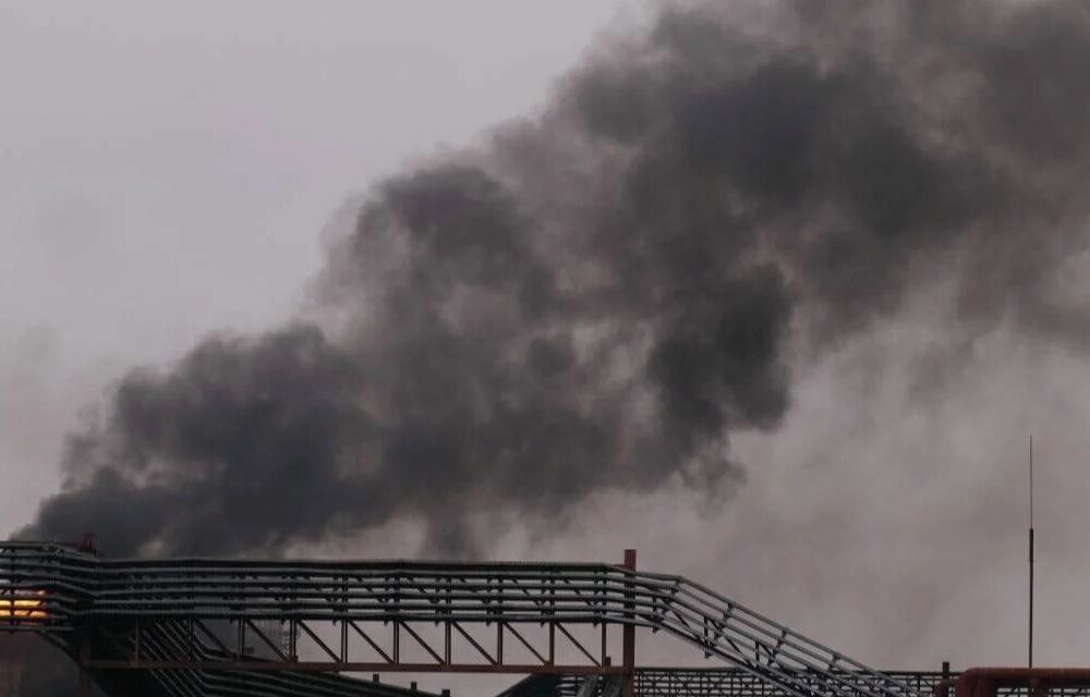 В России заявили о контролируемом выгорании нефтебазы в Энгельсе