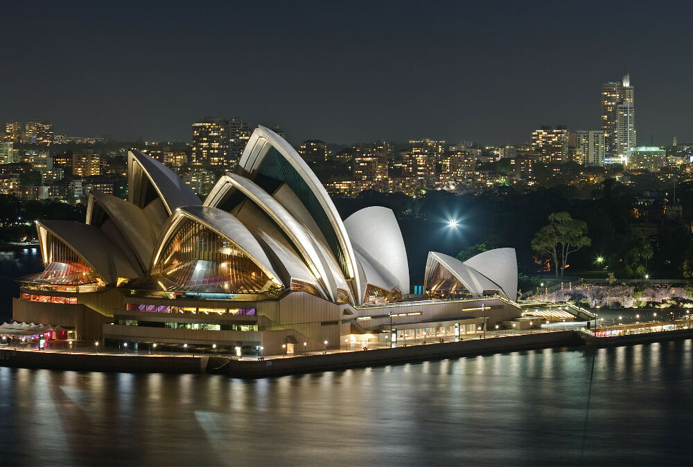 Впервые за полтора года Австралия решилась открыть свои границы 