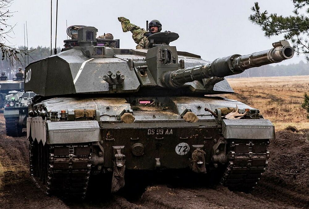 Українські військові прибули до Великобританії для навчання користування танками Challenger 2