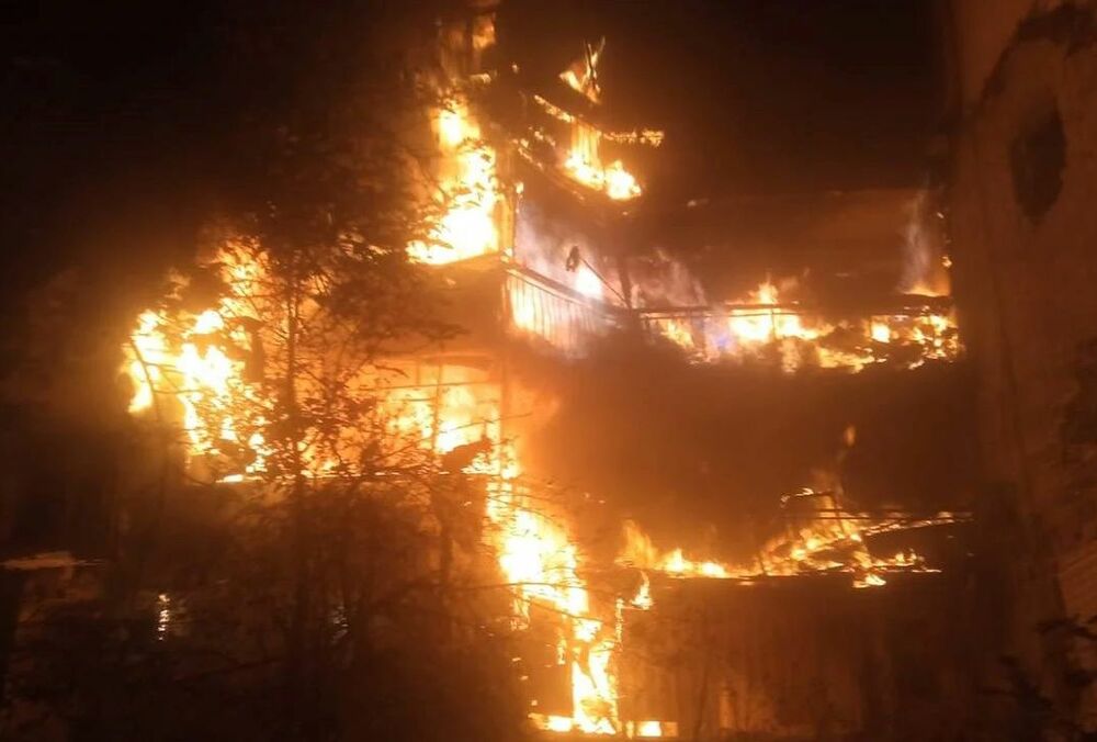 Росія масовано обстріляла Херсон: частина міста залишилася без світла