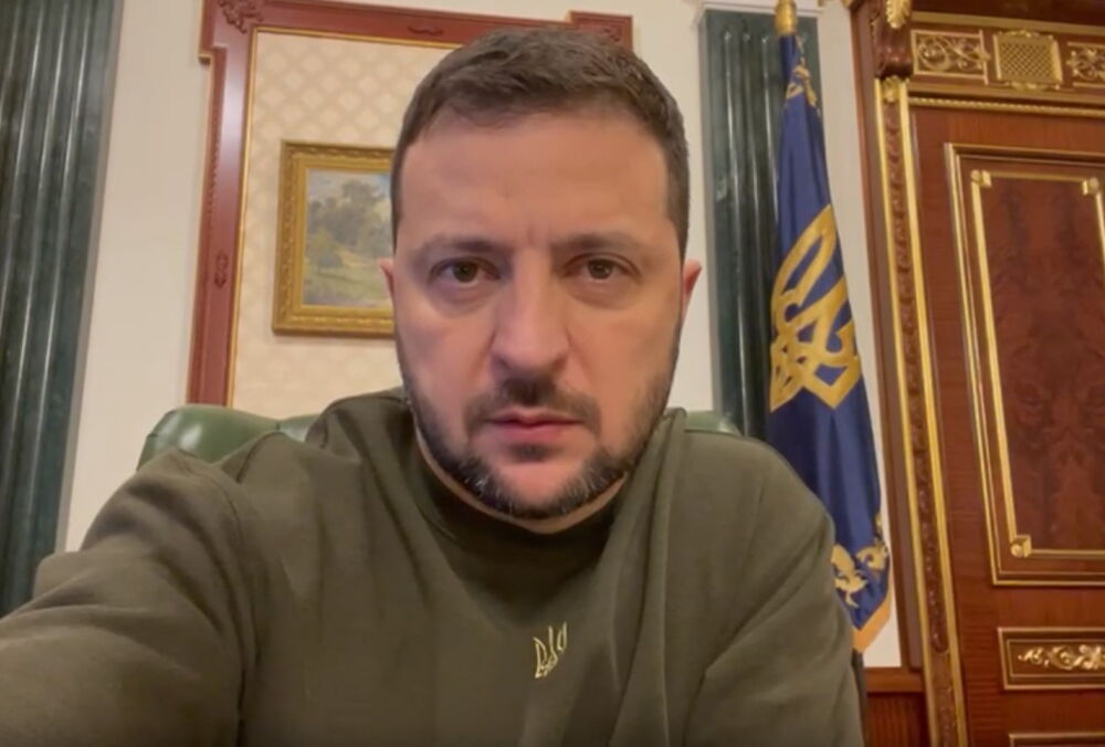 Зеленский заявил, что ПВО сбила все дроны, которыми РФ атаковала Киев: ”Горжусь”