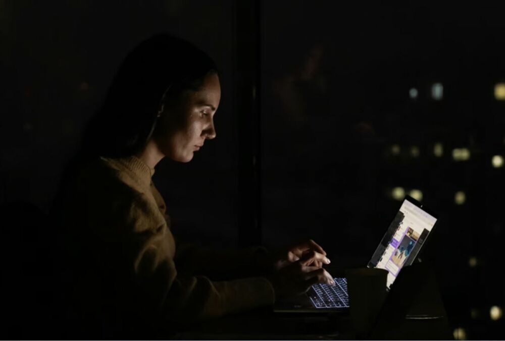 Відключення світла: названо 7 способів, як зарядити ноутбук без розетки