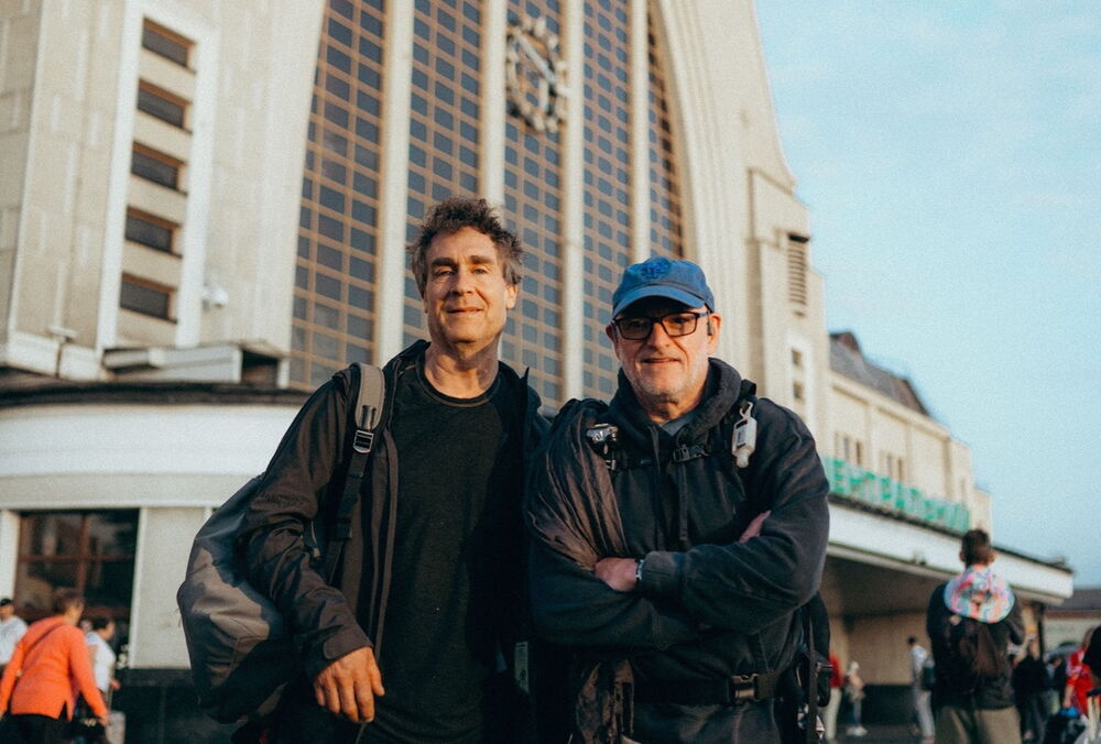 В Україну приїхали дві легенди: астронавт Скотт Келлі та режисер Даг Лайман В Україну приїхали дві легенди: астронавт Скотт Келлі та режисер Даг Лайман