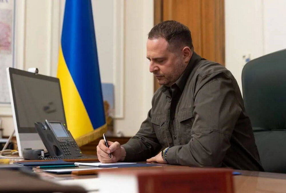 Глава ОП Андрей Ермак уходит в отставку, - Зеленский