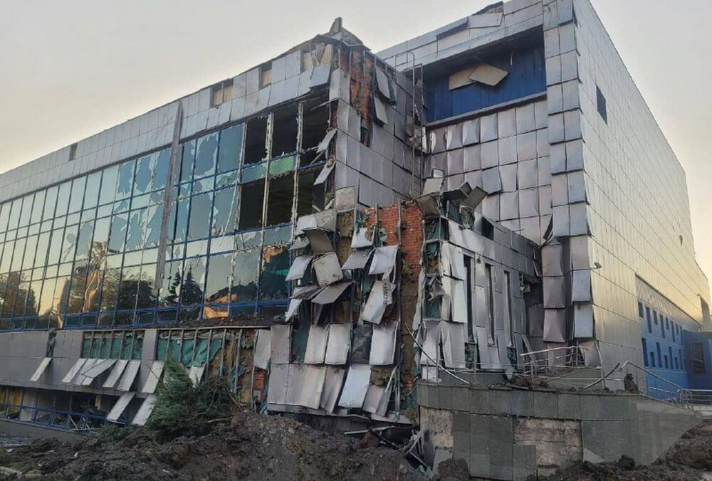 Росія масовано атакувала Дніпро: з'явилися фото наслідків