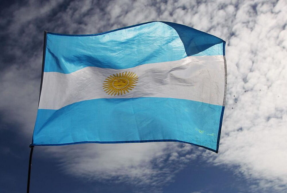 Россиянки ради виз стали массово рожать в Аргентине: в стране обеспокоены