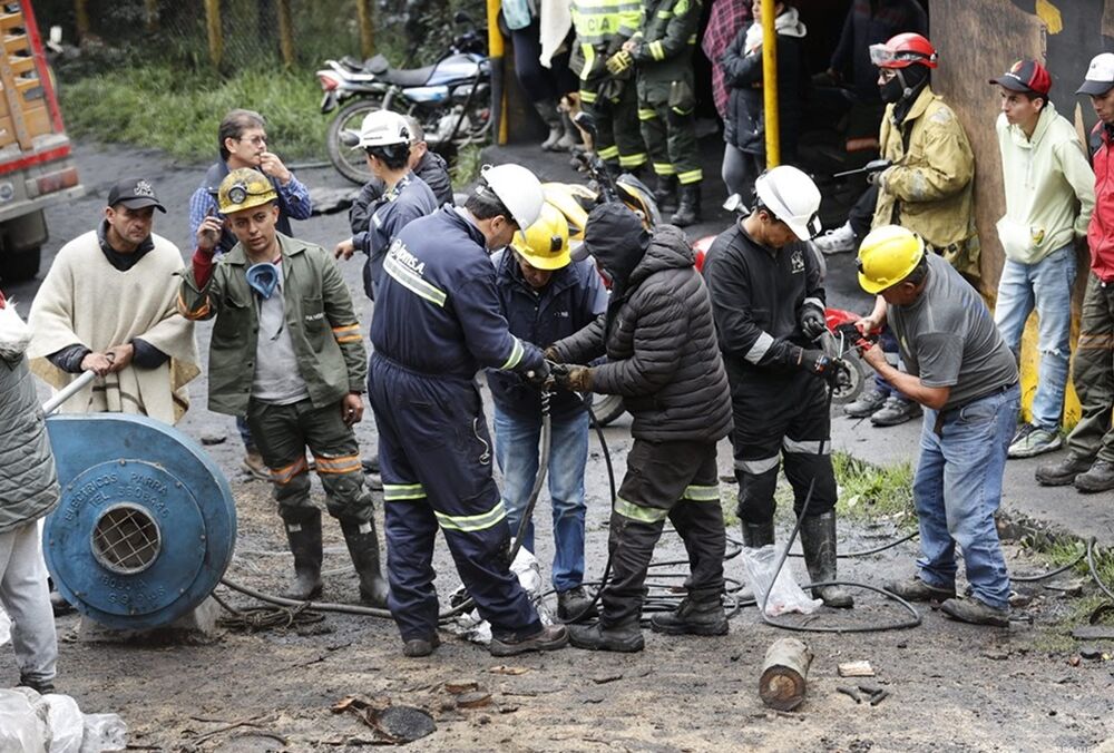 У Колумбії пролунали потужні вибухи на шахтах: багато загиблих
