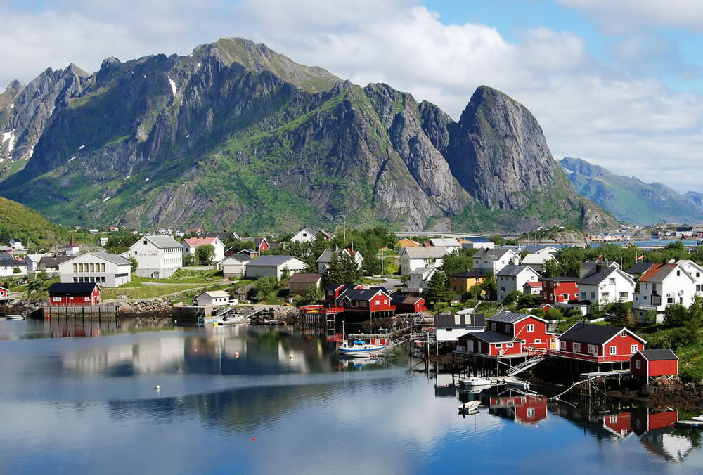 Норвегія платитиме українцям гроші за їхнє повернення додому