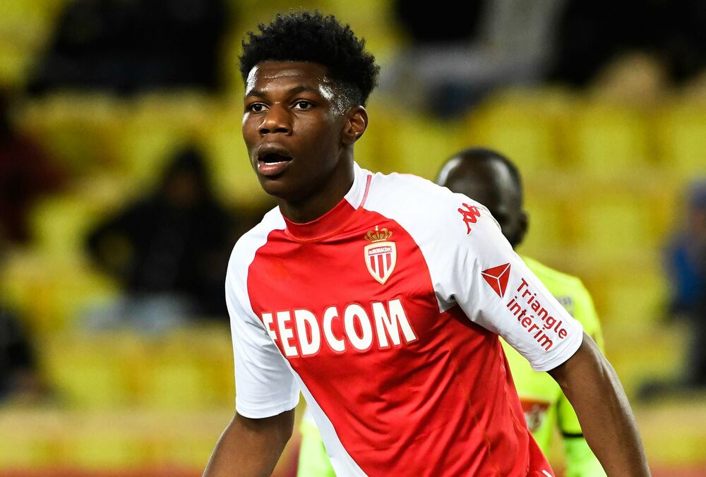 Інфографіка: найдорожчі футбольні трансфери літа