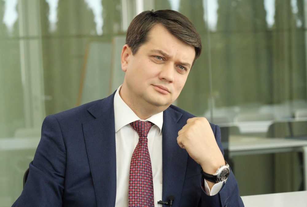 Больной COVID-19 Разумков рассказал о своем состоянии и работе