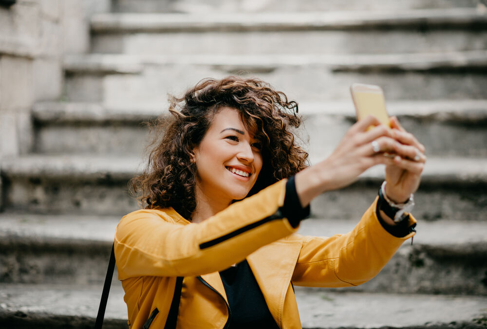 Фотогенічні дівчата: на яких знаками зодіаку вони народжуються