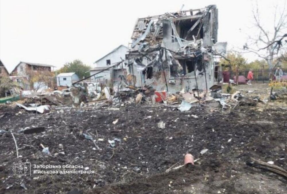 Росіяни атакували дачний кооператив у Запорізькій області: є руйнування та поранені Росіяни атакували дачний кооператив у Запорізькій області: є руйнування та поранені